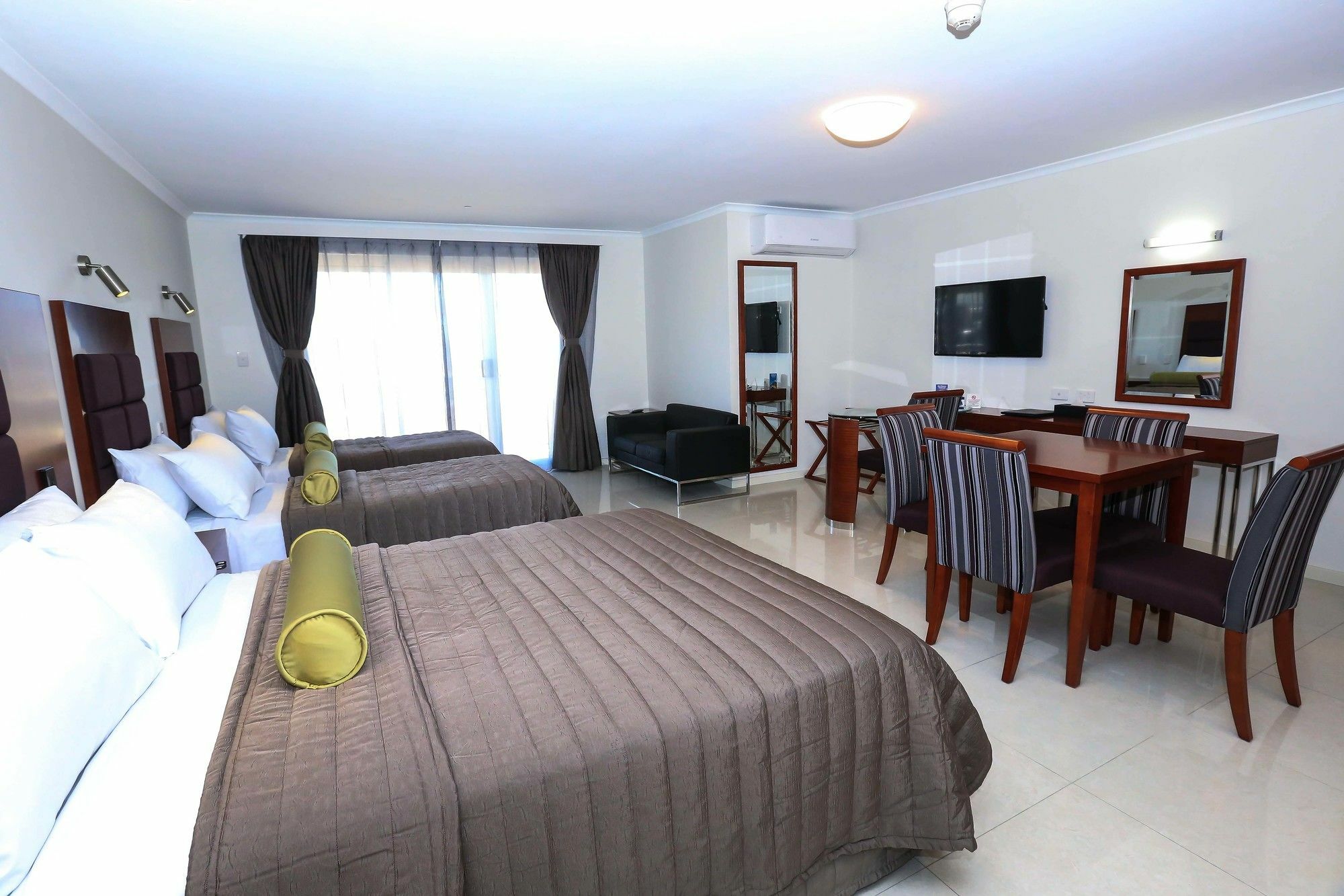 Best Western Casula Motor Inn Ngoại thất bức ảnh